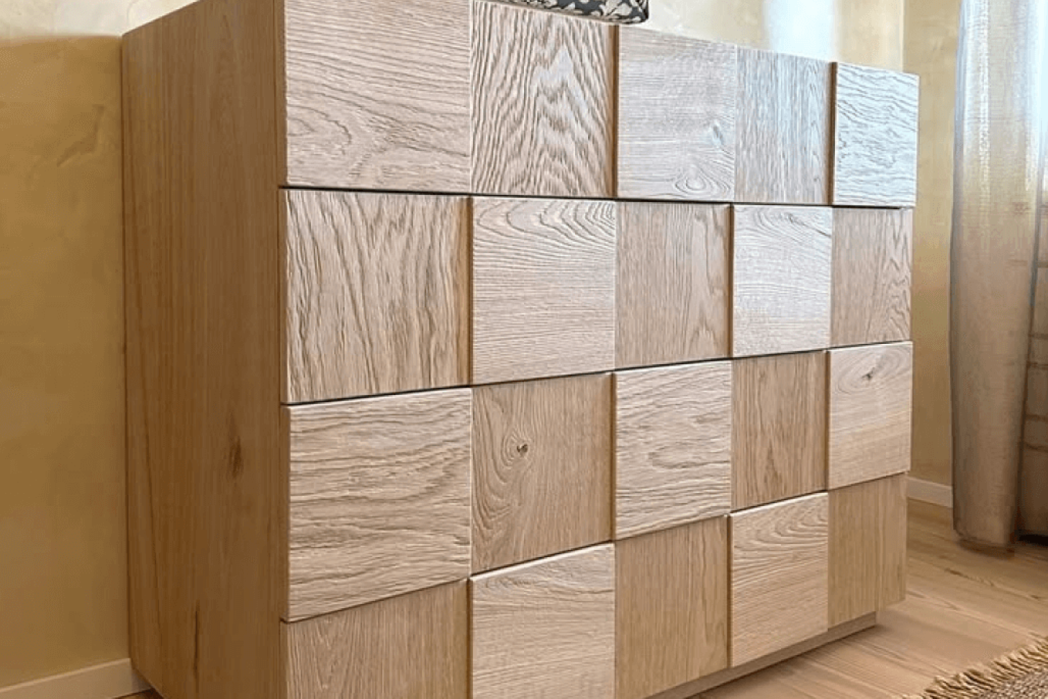 Essence_Wood_Brand_Img1